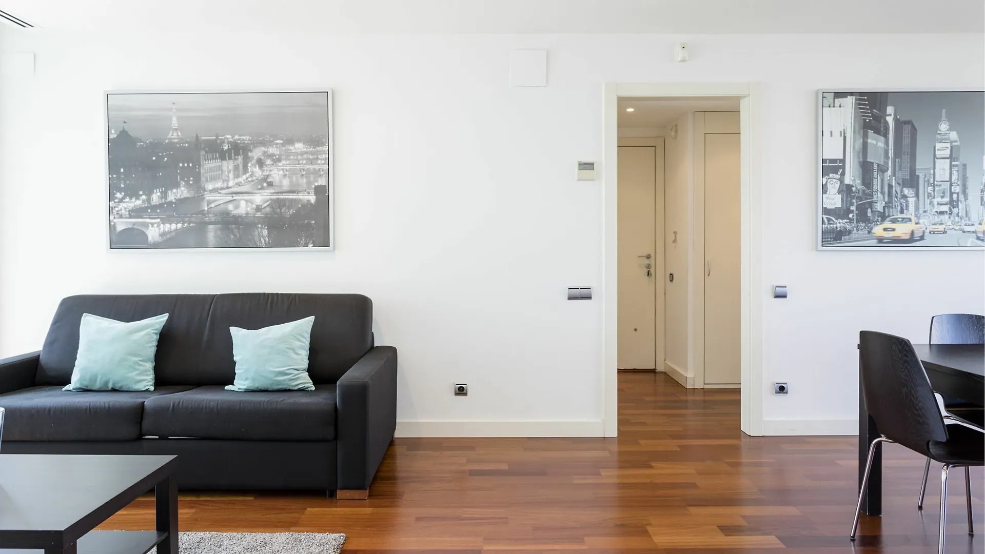 ברצלונה Unique Rentals-Seafront Luxe Suites
